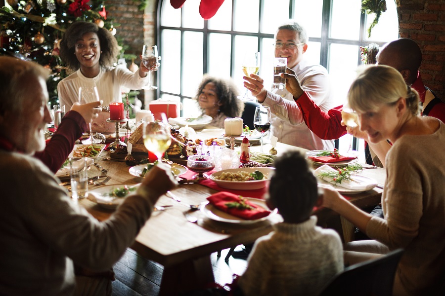 Family-Christmas-Smart-Restaurants